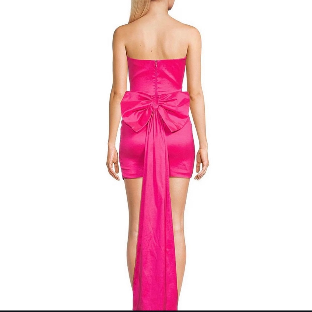 Elegant Pink Strapless Dress